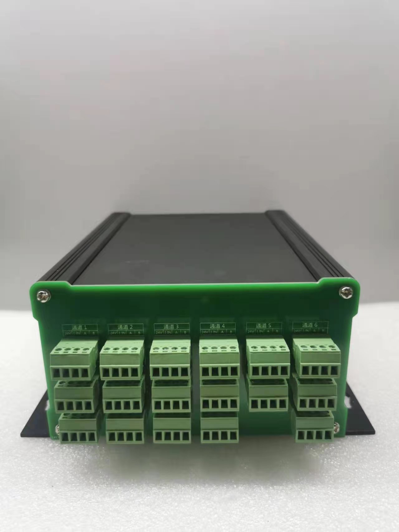 BS-700型，BS-600型智能溫補(bǔ)板卡批量工裝開發(fā)完成。